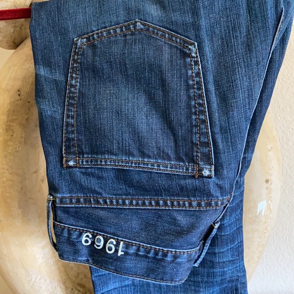SOLD π¦ GAP Jeans Boot Cut - Picture 7 of 9